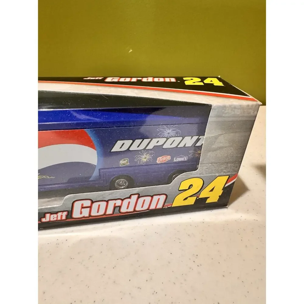 Vtg Nascar Winners Circle Jeff Gordon #24 Dupont Trailer Rig Pepsi 1:64 Scale